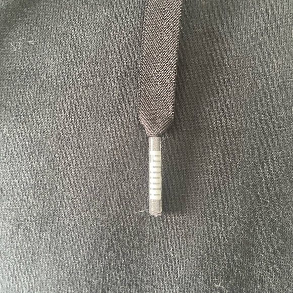 PUMA crop sweater size small - Picture 6 of 9